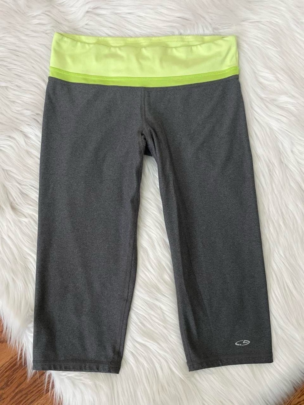 Champion grey & green capri leggings